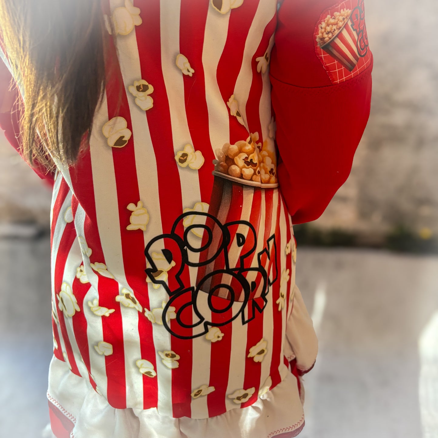 VB  Popcorn Girl III Panel 75x volle Breite cm
